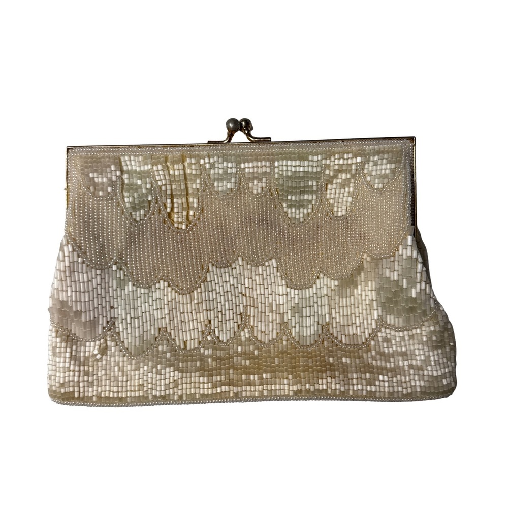 Vintage La Regale Ivory/Cream Beaded Clutch
